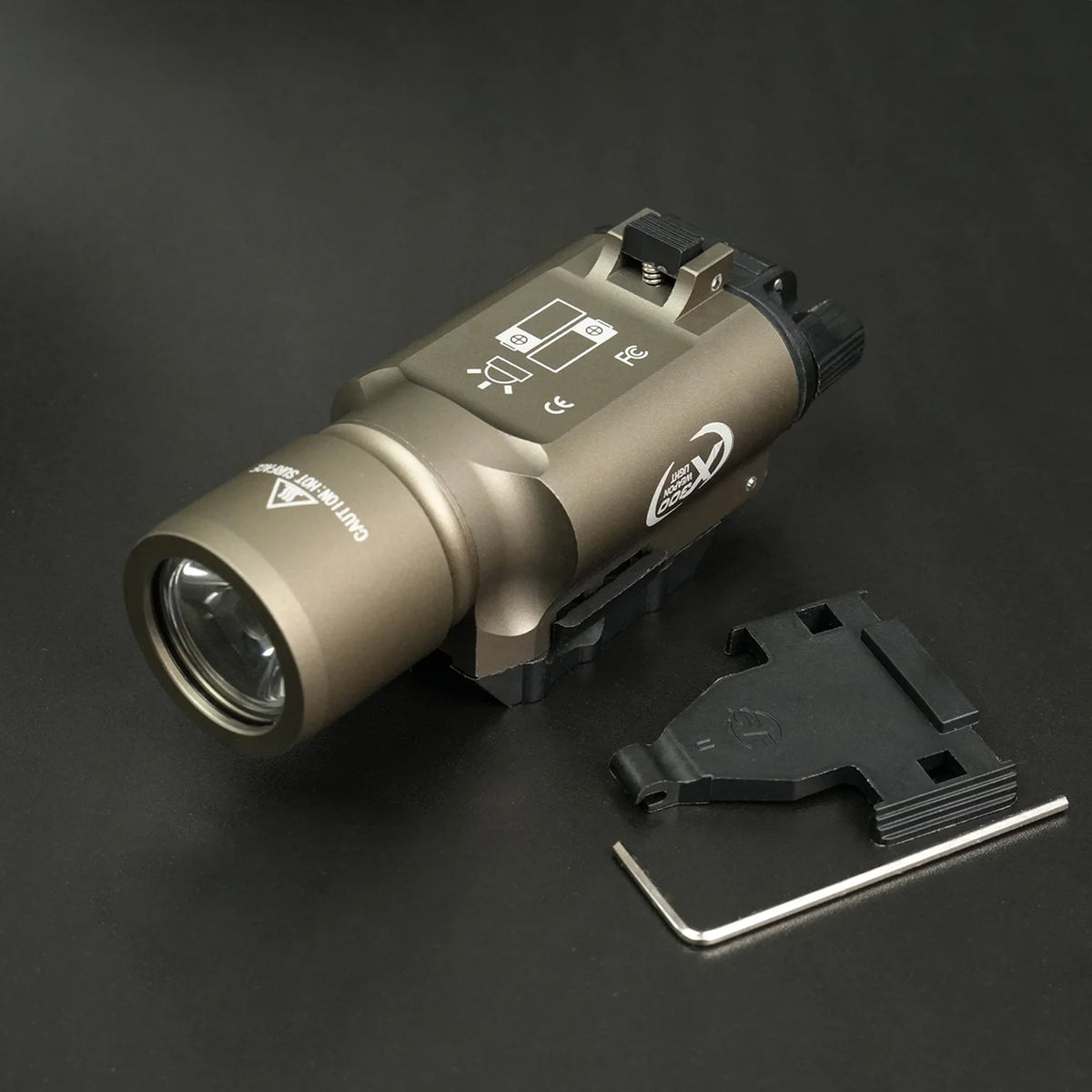 Tactical Gear Surefir X300 X300U Ultra  Metal Pistol Gun 500Lumen LED Light Fit 20mm Rail Airsoft Hanging Hunting Flashlight