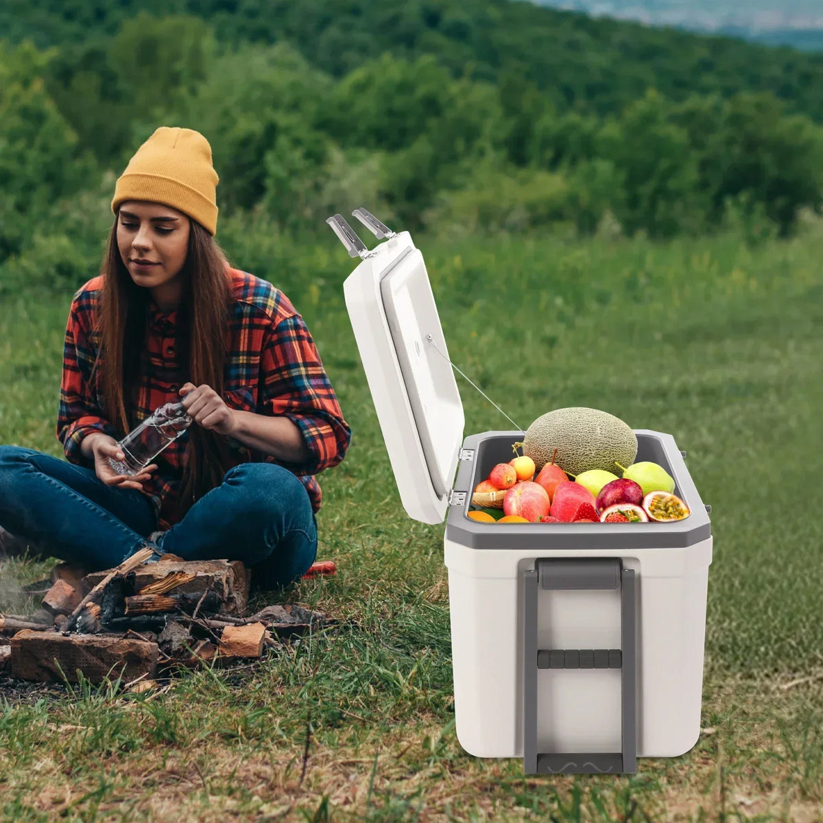 Insulated Portable Cooler,45LCamping Cooler，Portable Cooling Box，Suitable for BBQ,Camping, picnics, and Other Outdoor Activities