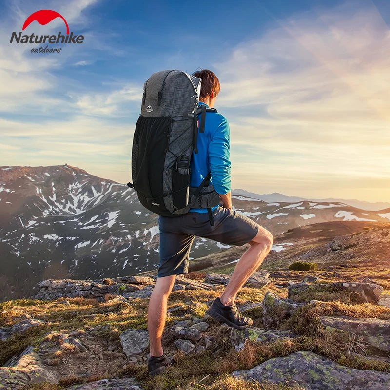 Naturehike Outdoor Mountaining Backpack Waterproof High Capacity Sports Climbing Ultralight Hiking Travel Bag With Rain Cover